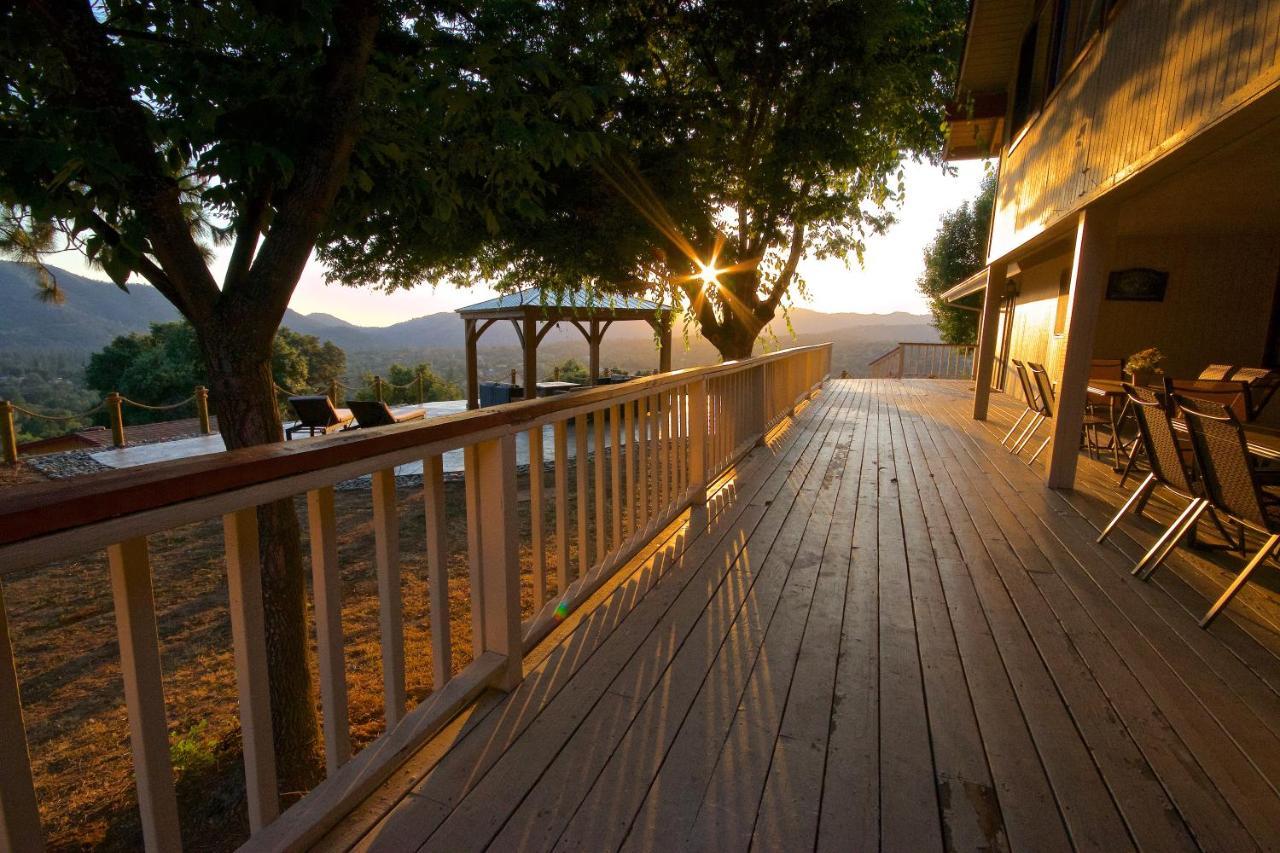 Mountain View Playhouse Near Yosemite & Bass Lake オークハースト エクステリア 写真